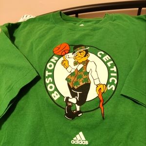 Boston Celtics t shirt